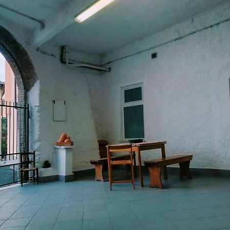 La loggia di Nà Vila Albenga Exterior foto