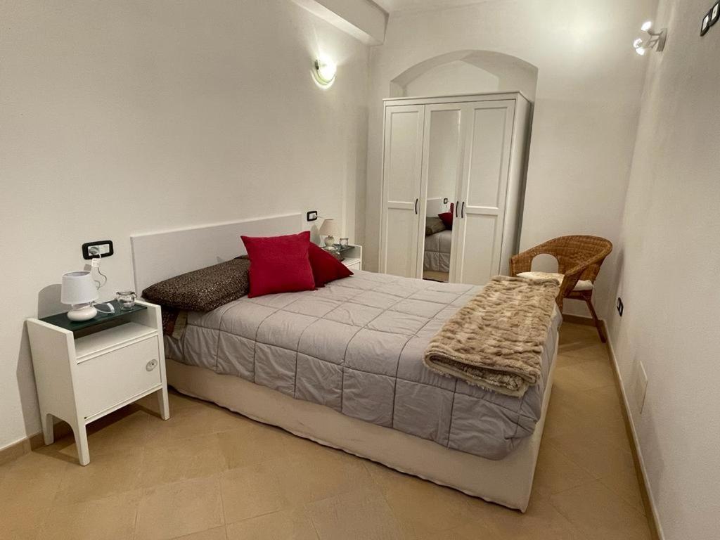 La loggia di Nà Vila Albenga Exterior foto