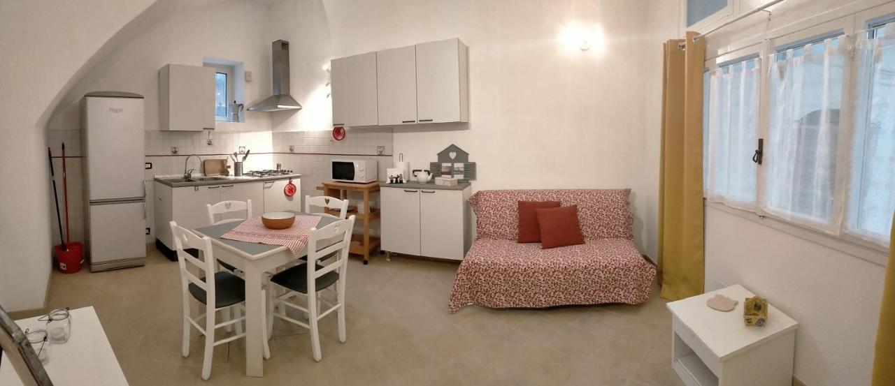 La loggia di Nà Vila Albenga Exterior foto